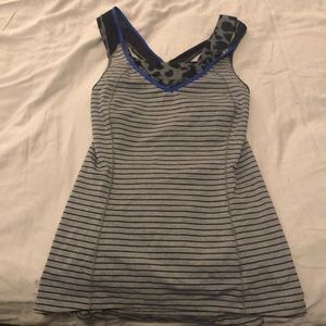 Lululemon top